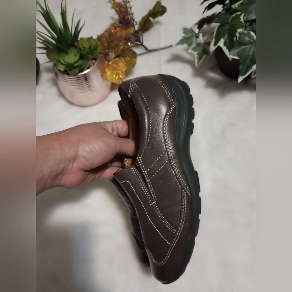 Natural soul shoes for women size 6